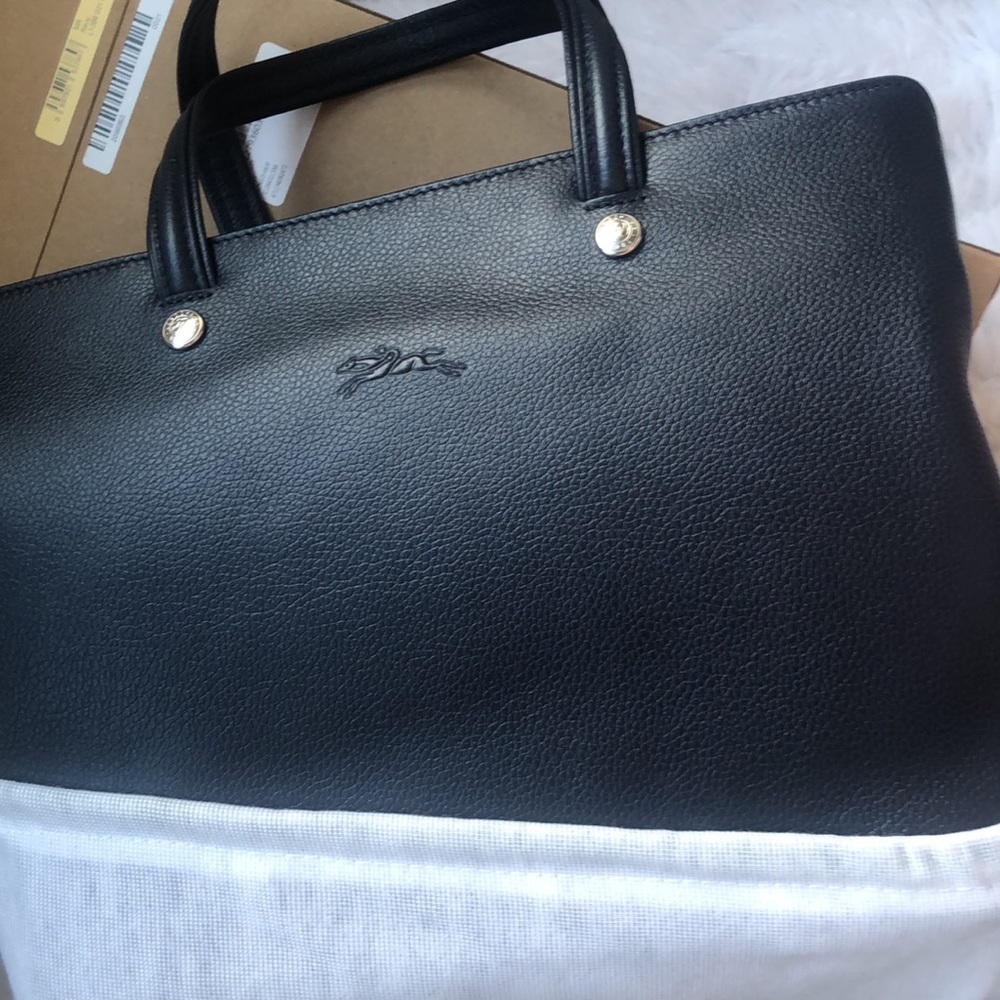 Longchamp leather tote NEW with box